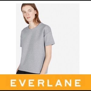 everlane shortsleeved street sweat shirt